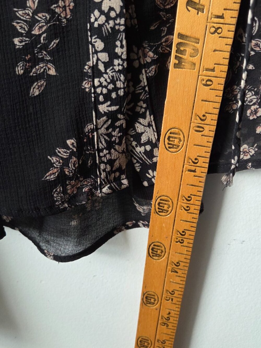 EUC FREE PEOPLE DITSY FLORAL ROMANTIC BOHO TOP SIZE XS - Picture 15 of 15